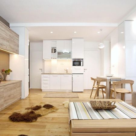 בלגרד Hostgost Selected Suites - Skadarlija Square מראה חיצוני תמונה