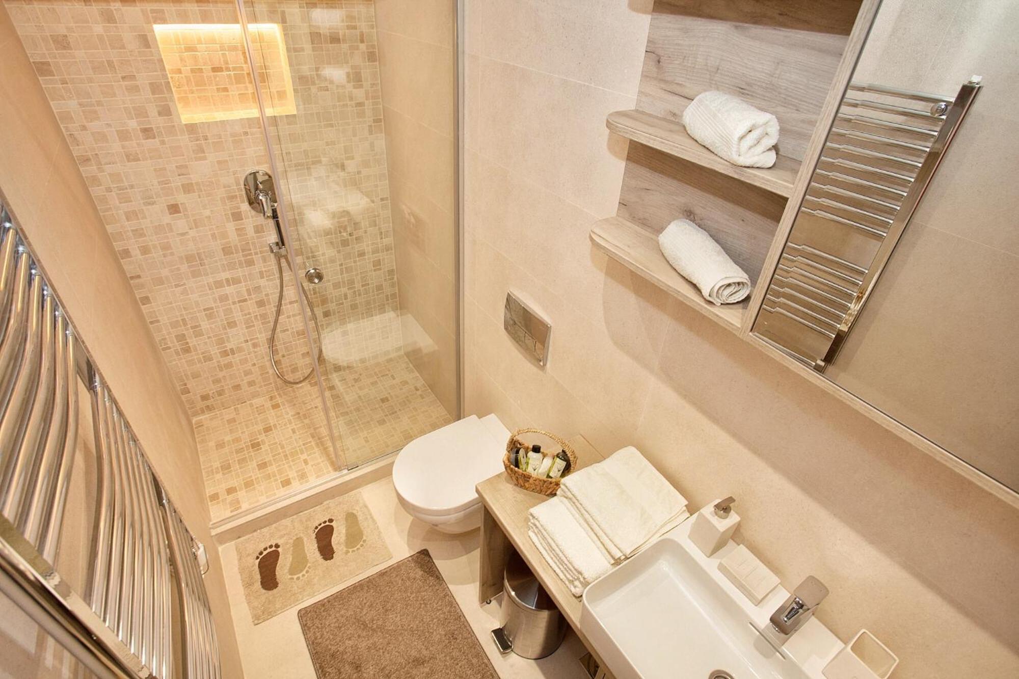 בלגרד Hostgost Selected Suites - Skadarlija Square מראה חיצוני תמונה